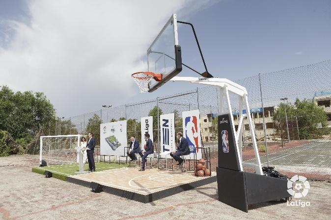 Presentación de proyecto del grupo T3N sobre el colegio ESC LaLiga y NBA